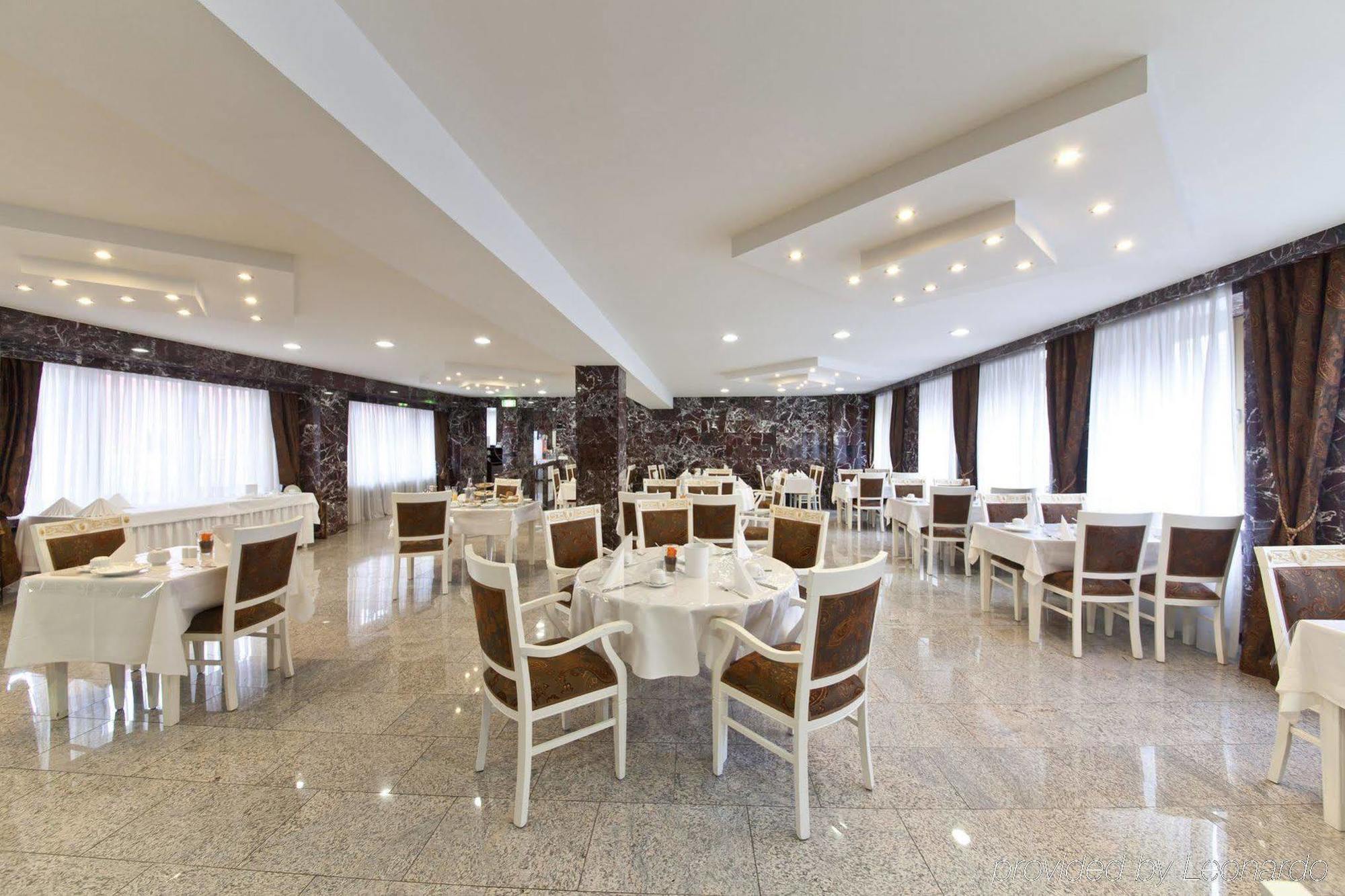 Hotel Unique Dortmund Hauptbahnhof Restaurante foto